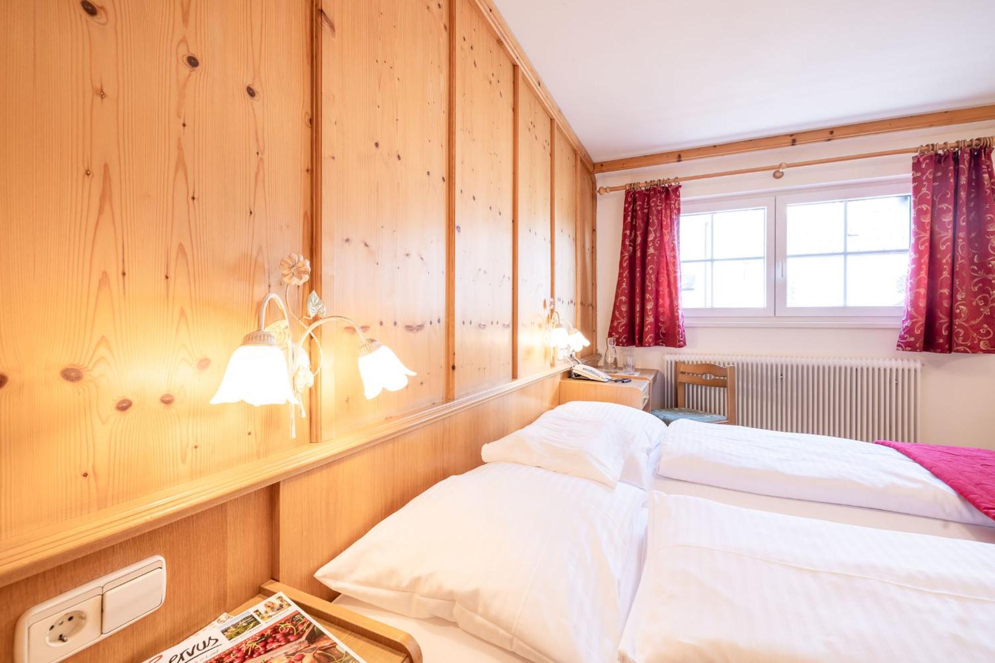 Oerglwirt Ferienwelt - Hotel Post Oerglwirt Mariapfarr Room photo