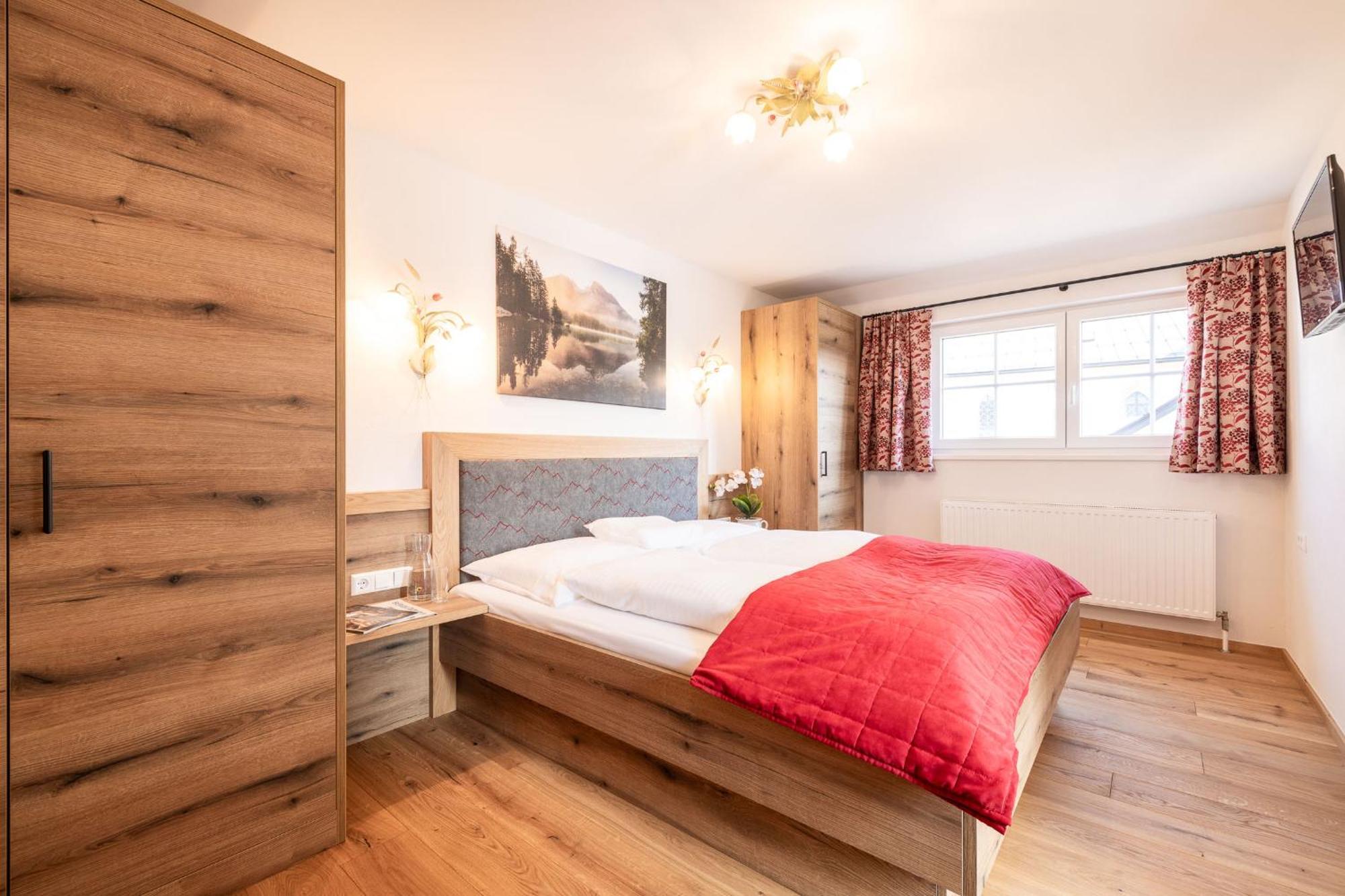 Oerglwirt Ferienwelt - Hotel Post Oerglwirt Mariapfarr Room photo